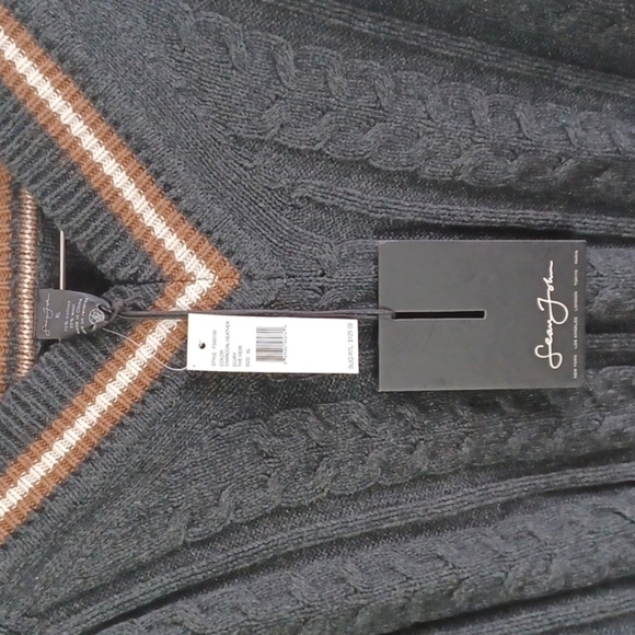 SEAN John V-Neck Sweater. - Picture 4 of 5